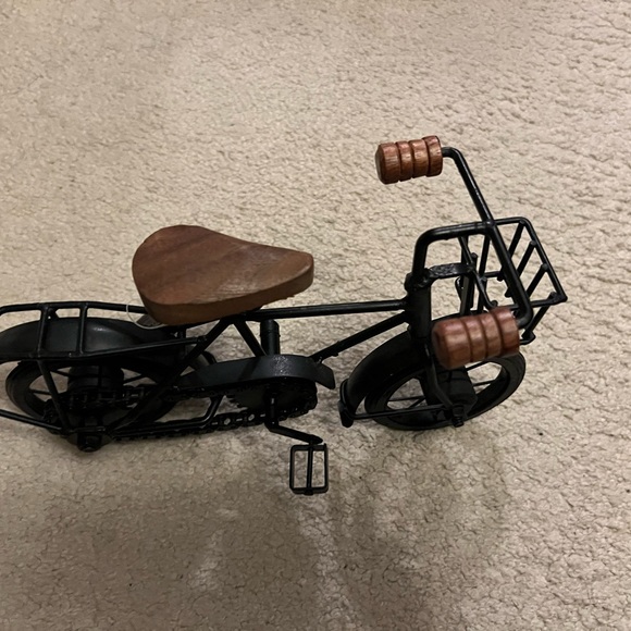 Decorative Bike - Picture 3 of 6